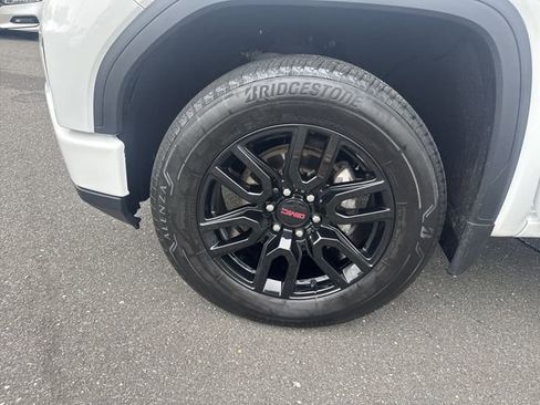 Certified 2025 GMC Sierra 1500 Elevation AWD/4WD image 32
