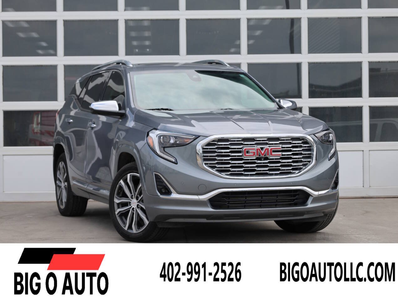 Used 2020 GMC Terrain Denali w/ Denali Premium Package AWD/4WD image 1