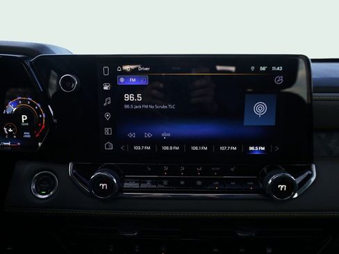 Used 2024 Chevrolet Colorado ZR2 w/ Technology Package image 28