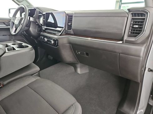 Certified 2025 GMC Sierra 1500 SLE RWD image 20