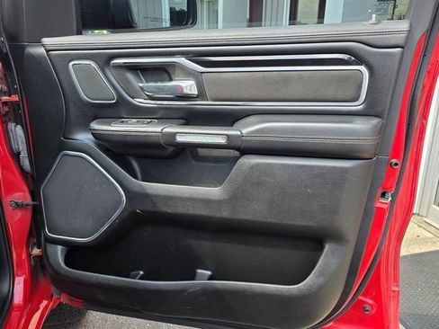 Used 2022 RAM 1500 Laramie AWD/4WD image 32