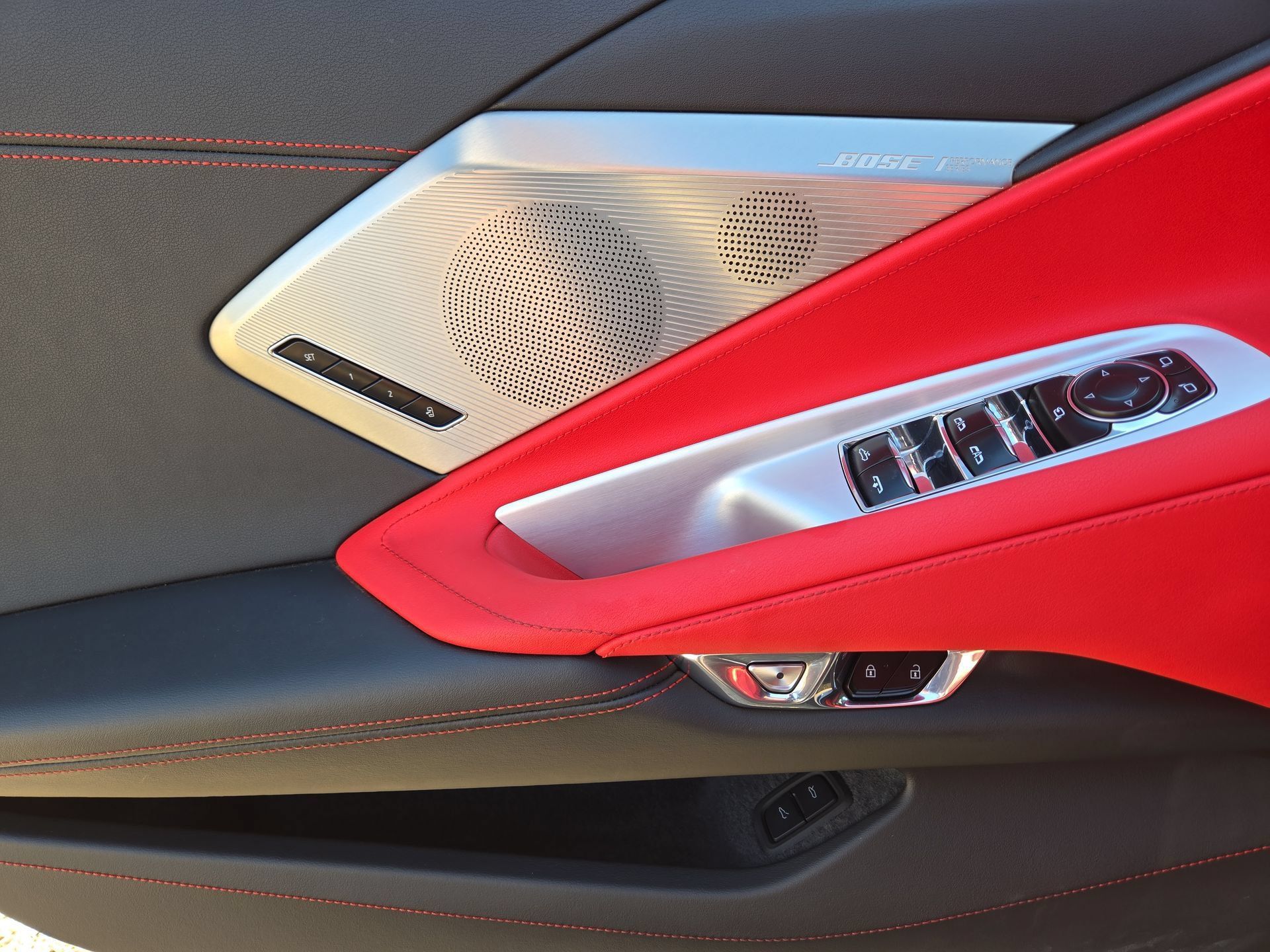 Used 2023 Chevrolet Corvette Stingray Preferred Conv w/ Z51 Performance Package RWD image 15