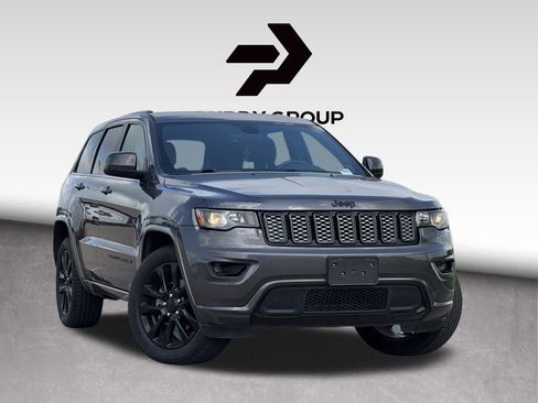 Used 2018 Jeep Grand Cherokee Altitude image 1