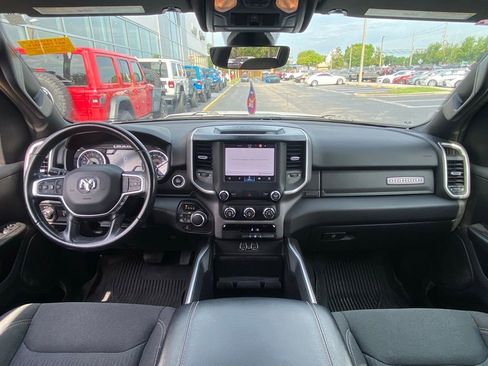 Used 2022 RAM 1500 Big Horn AWD/4WD image 17