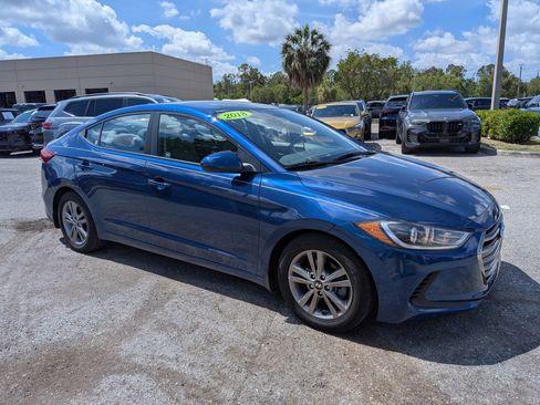 Used 2018 Hyundai Elantra SEL FWD image 2