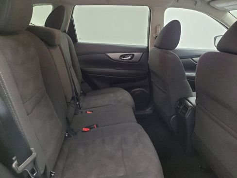 Used 2016 Nissan Rogue SV FWD image 19