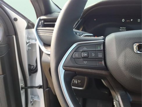 New 2026 Jeep Grand Cherokee Altitude AWD/4WD image 24