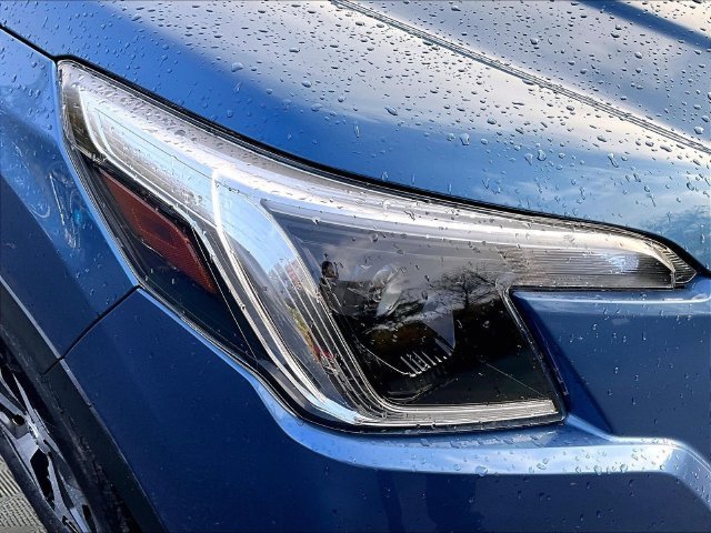 Used 2024 Subaru Forester Premium AWD/4WD image 31