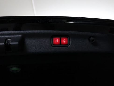 Certified 2023 Mercedes-Benz C 300 4MATIC Sedan image 29