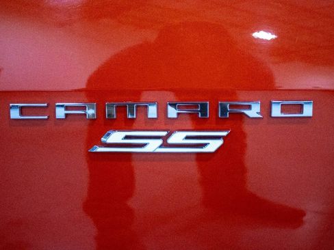 Used 2010 Chevrolet Camaro SS w/ RS Package RWD image 27