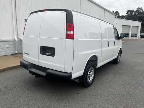 New 2025 Chevrolet Express 2500 w/ Driver Convenience Package image 15