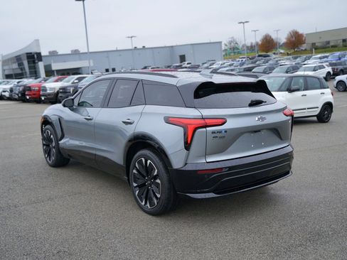 Used 2024 Chevrolet Blazer EV RS image 9