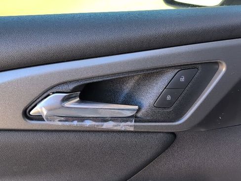 New 2026 Chevrolet Traverse LT w/ Driver Confidence Package image 16