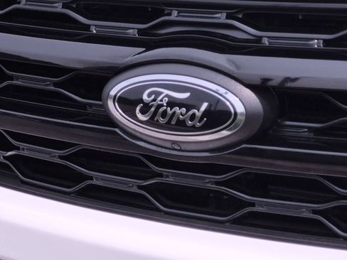 Used 2024 Ford Expedition Max Limited AWD/4WD image 12