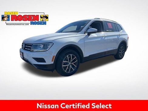 Used 2019 Volkswagen Tiguan SE image 1