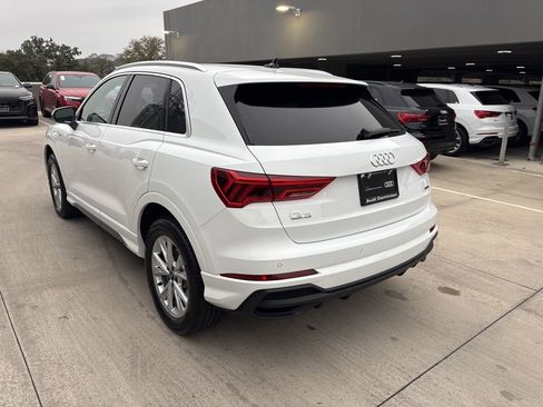 Certified 2025 Audi Q3 2.0T Premium w/ Convenience Package image 8