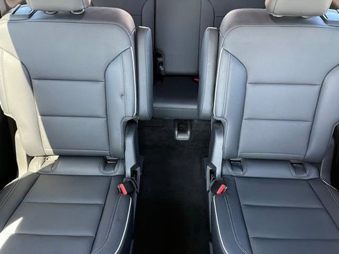 Used 2025 Buick Enclave Preferred image 21