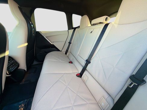 New 2026 BMW iX xDrive60 w/ Premium Package image 21