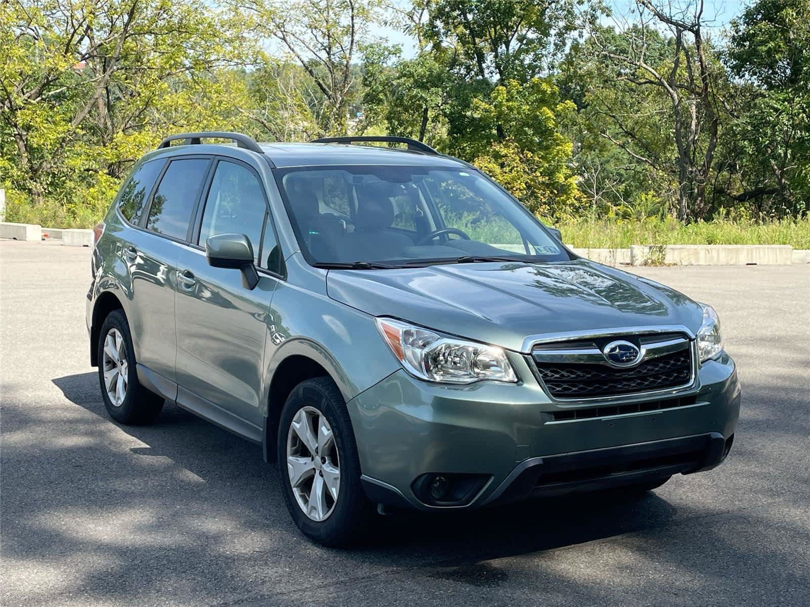 Used 2016 Subaru Forester 2.5i Premium AWD/4WD image 7