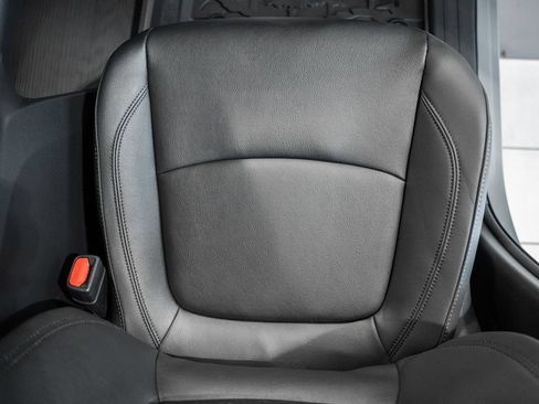 New 2026 Toyota Sienna XLE Woodland Edition AWD/4WD image 32