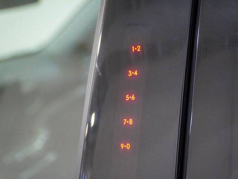 Used 2022 Ford Explorer Limited w/ Equipment Group 301A image 20