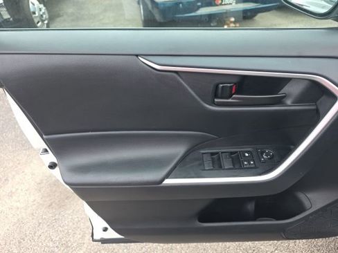 Used 2024 Toyota RAV4 LE image 13