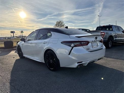 Used 2023 Toyota Camry XSE image 5