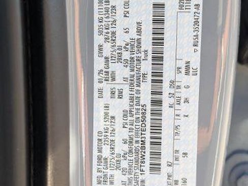 New 2026 Ford F250 Lariat w/ Black Appearance Package image 32