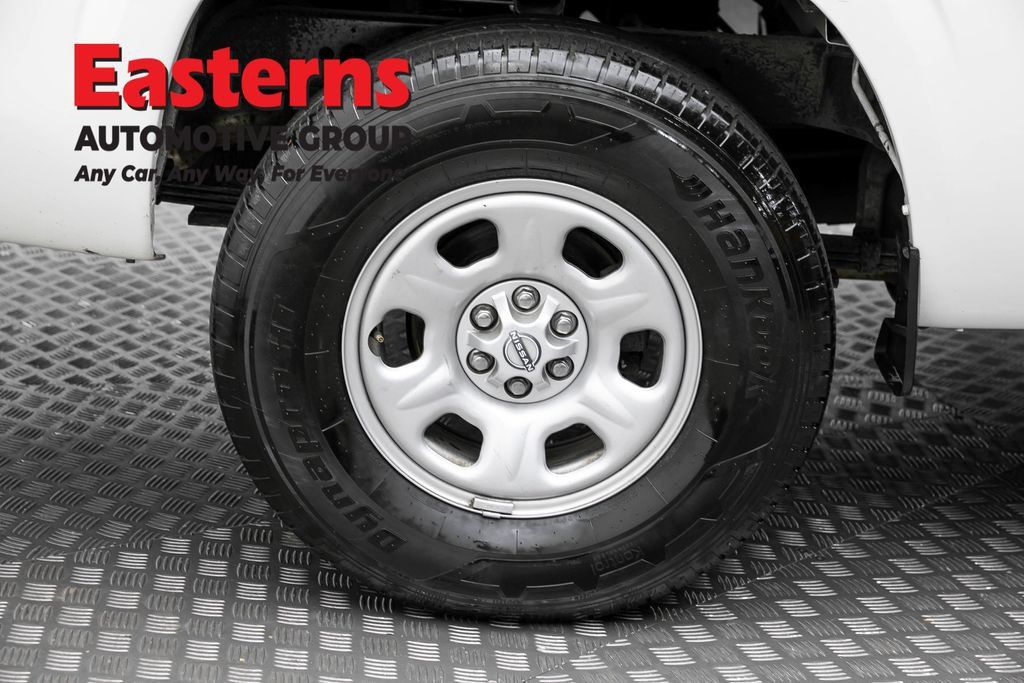 Used 2022 Nissan Frontier S RWD image 30