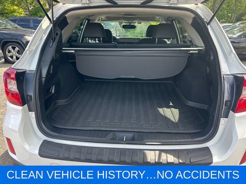 Used 2016 Subaru Outback 2.5i Limited AWD/4WD image 2