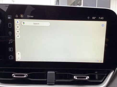 Used 2025 Chevrolet Equinox LT w/ Convenience Package II FWD image 5