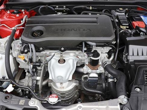 Used 2025 Honda Civic Sport image 30