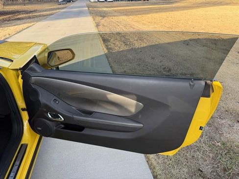 Used 2011 Chevrolet Camaro SS w/ RS Package image 20