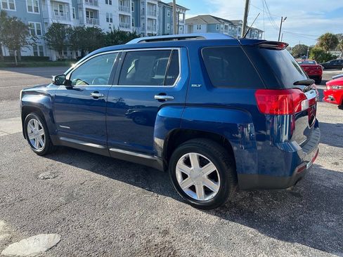 Used 2010 GMC Terrain SLT image 3