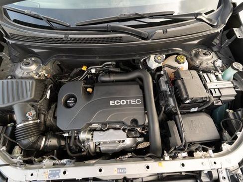 Used 2019 Chevrolet Equinox LT image 10