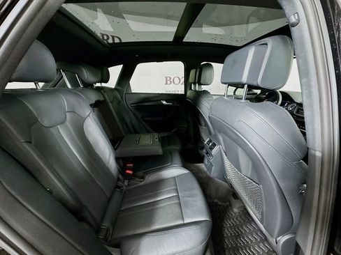 Used 2018 Audi SQ5 Premium Plus w/ S Sport Package image 31