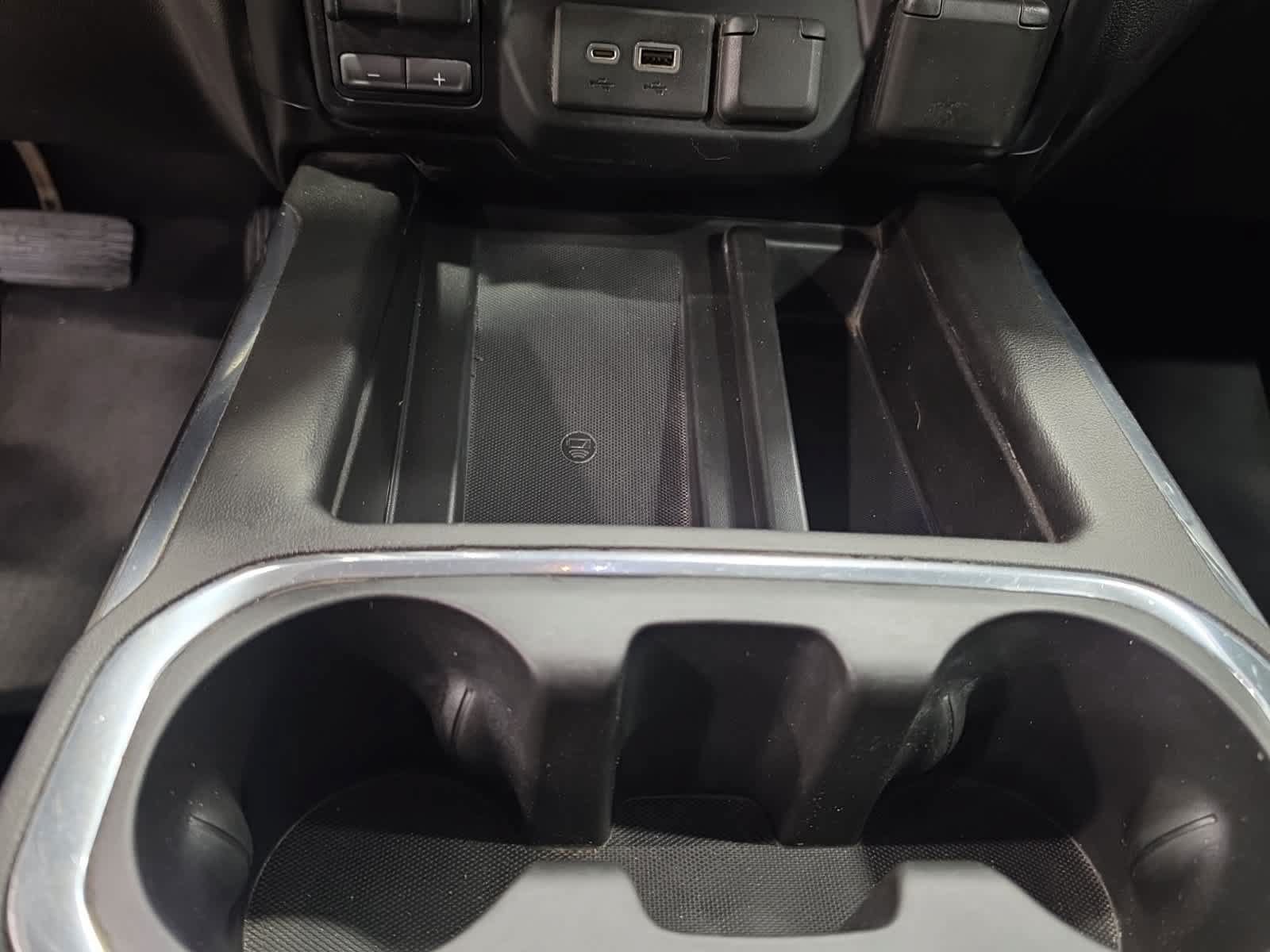 Used 2019 GMC Sierra 1500 SLT w/ SLT Premium Plus Package AWD/4WD image 28