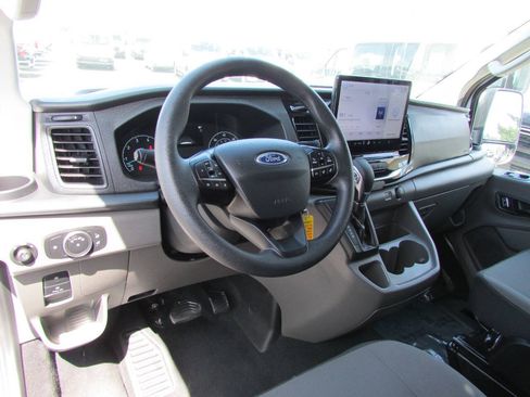 Used 2025 Ford Transit 350 XLT RWD image 12