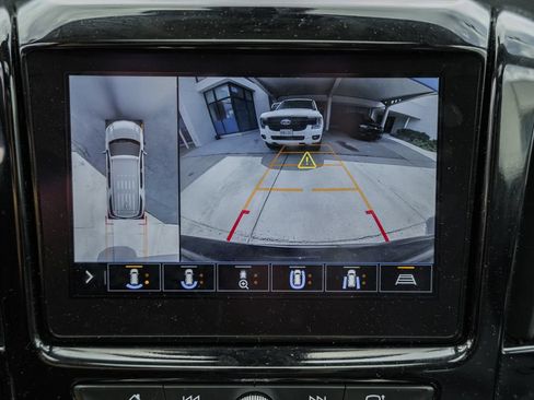 Used 2020 Chevrolet Traverse RS AWD/4WD image 37