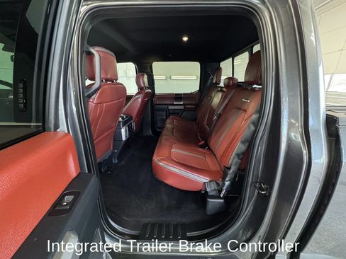 Used 2019 Ford F150 Platinum w/ Equipment Group 701A Luxury AWD/4WD image 18