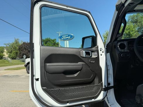 New 2026 Jeep Wrangler Unlimited Sport AWD/4WD image 14