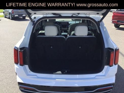 Used 2023 Kia Sorento SX AWD/4WD image 8