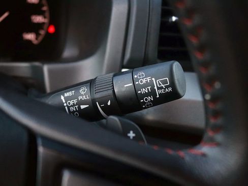 Used 2025 Honda Odyssey Sport-L image 25