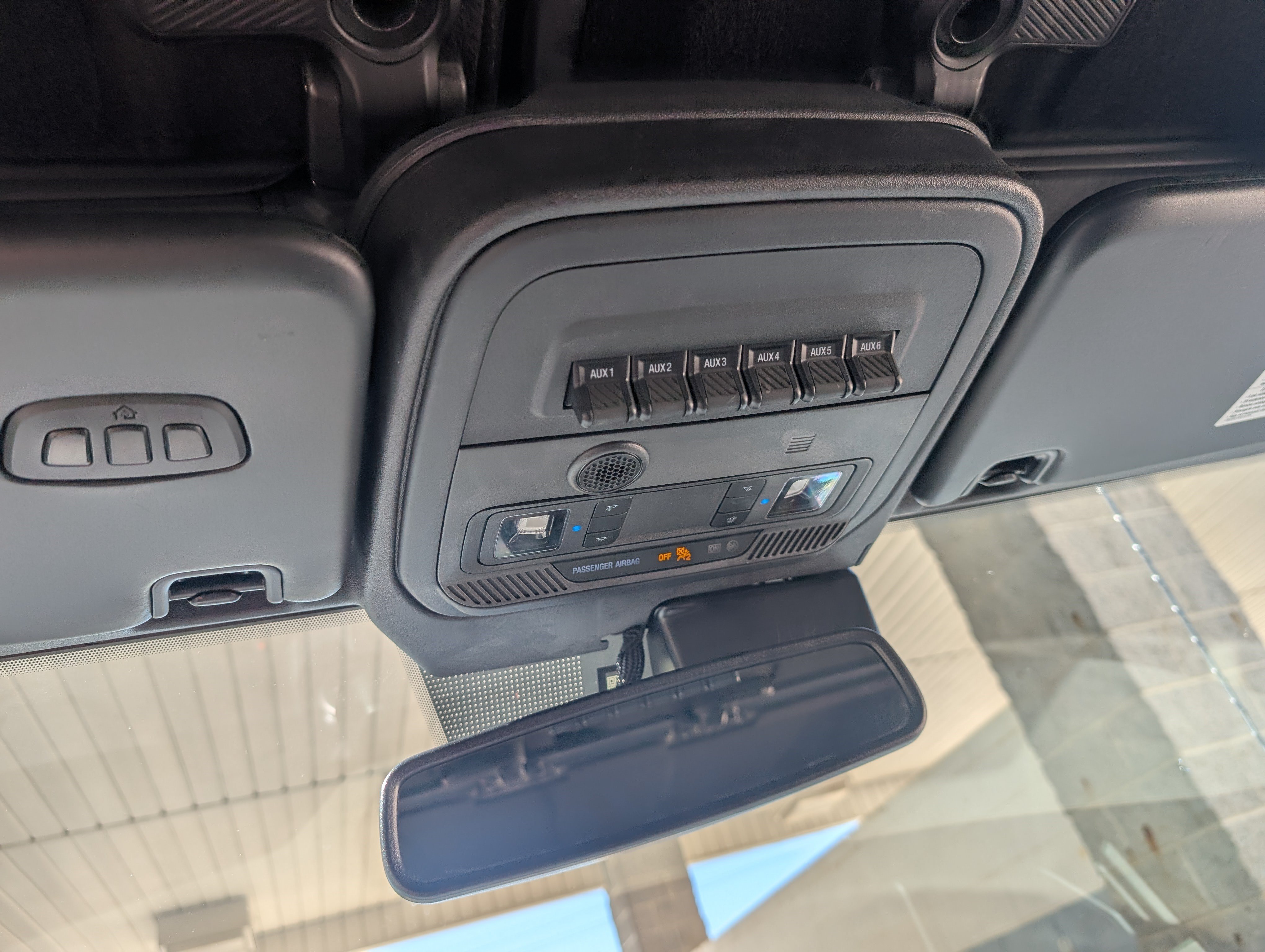 Used 2024 Ford Bronco Wildtrak AWD/4WD image 29