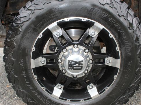 Used 2015 Chevrolet Silverado 2500 LT w/ Z71 Package, Off-Road AWD/4WD image 36