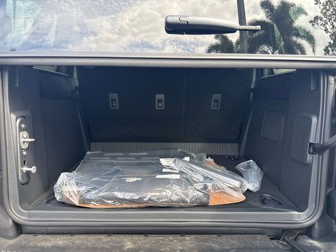 New 2025 Ford Bronco Heritage Edition AWD/4WD image 18
