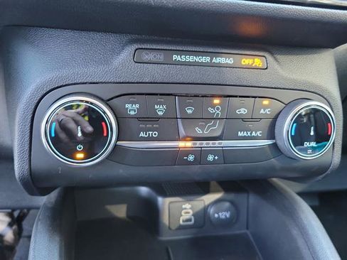 Used 2025 Ford Escape ST-Line image 15