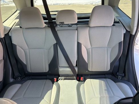 Used 2021 Subaru Forester Premium image 5