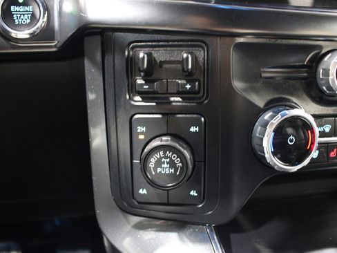 Used 2023 Ford F150 Lariat w/ Equipment Group 502A High AWD/4WD image 19