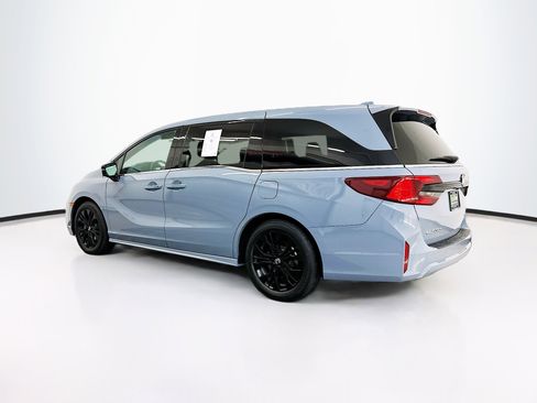 Used 2025 Honda Odyssey Sport-L image 5